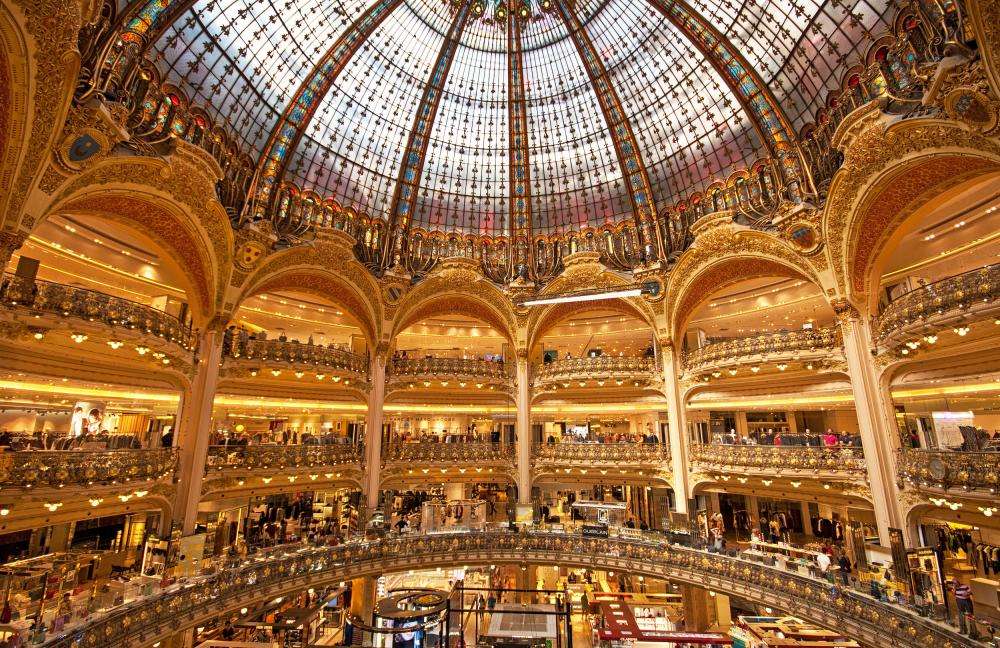 Hôtel Paris Louis Blanc - Galeries Lafayette